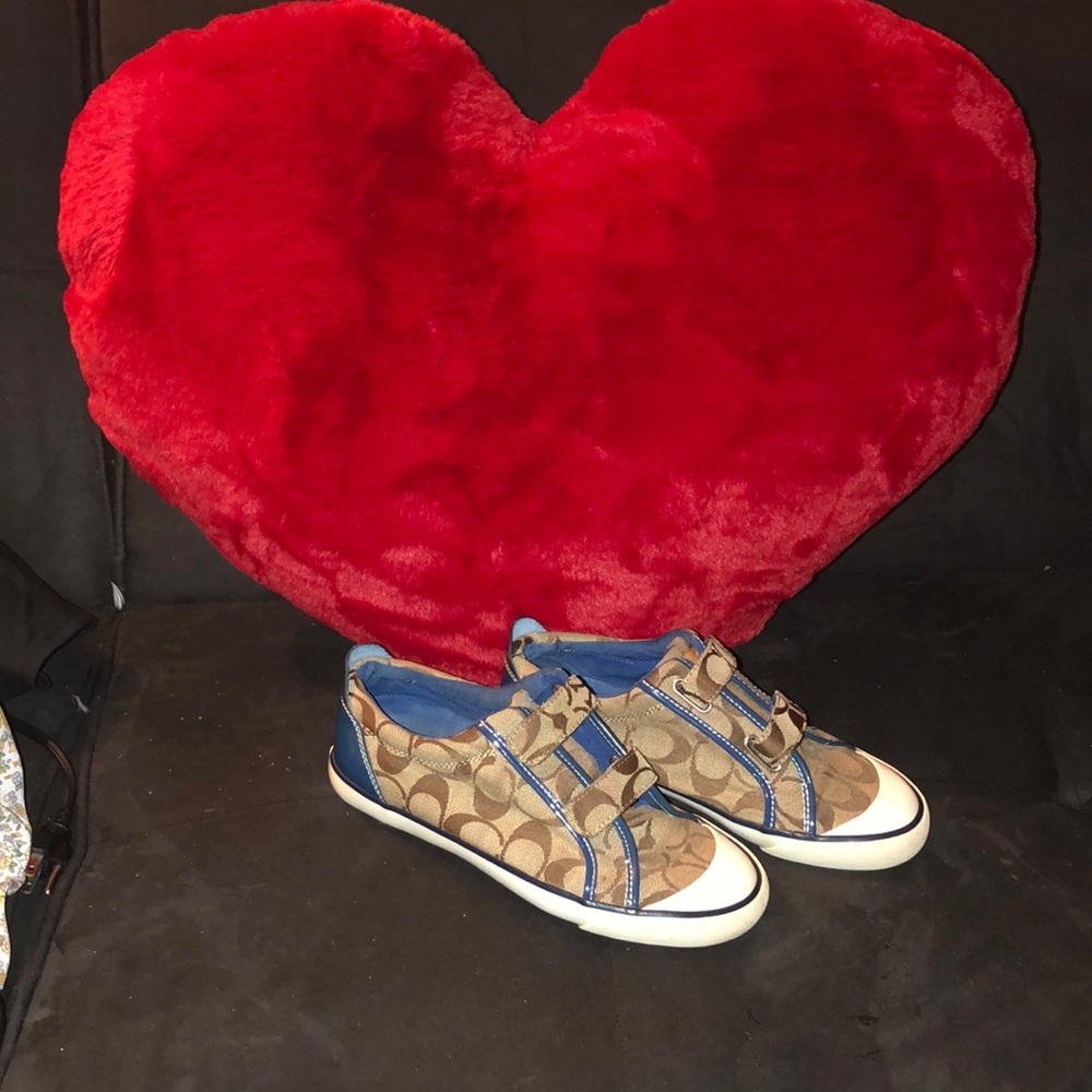 Tan & Blue & Brown Coach strap tennis shoes. Size 6.5